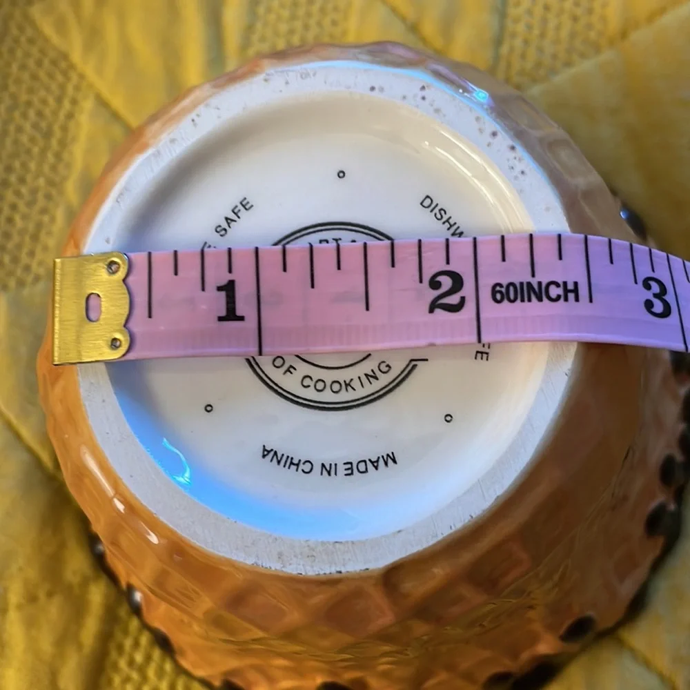 Sur la Table, 4 Piece Set of Waffle Cone Bowls - Picture 5 of 7